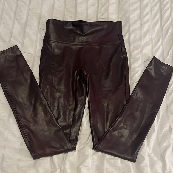 SPANX faux leather leggings wine burgundy pants size small shiny - Picture 4 of 7